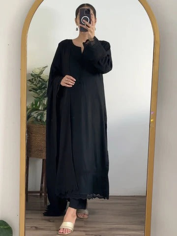 Elegant Black Straight Kurta for Women Casual & Festive Wear