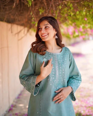 Elegant Green Kurta Pant Set for Women  Casual & Festive Wear