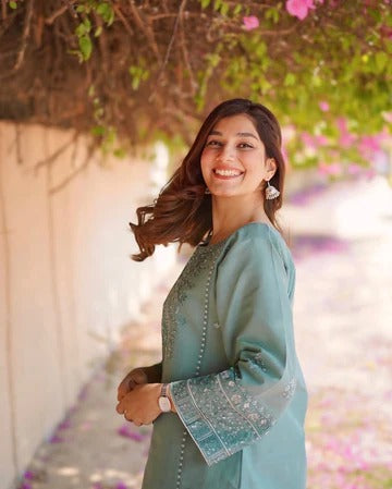 Elegant Green Kurta Pant Set for Women  Casual & Festive Wear