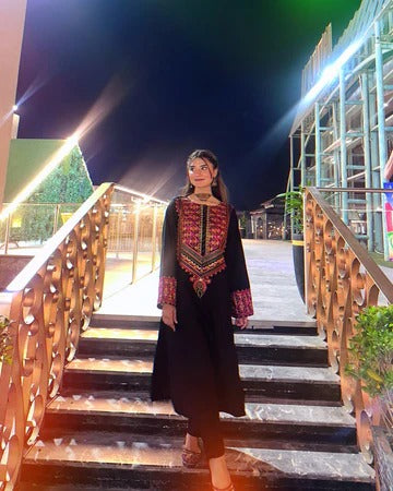 Elegant Black Embroidered Kurta Set for Women Premium Ethnic Wear