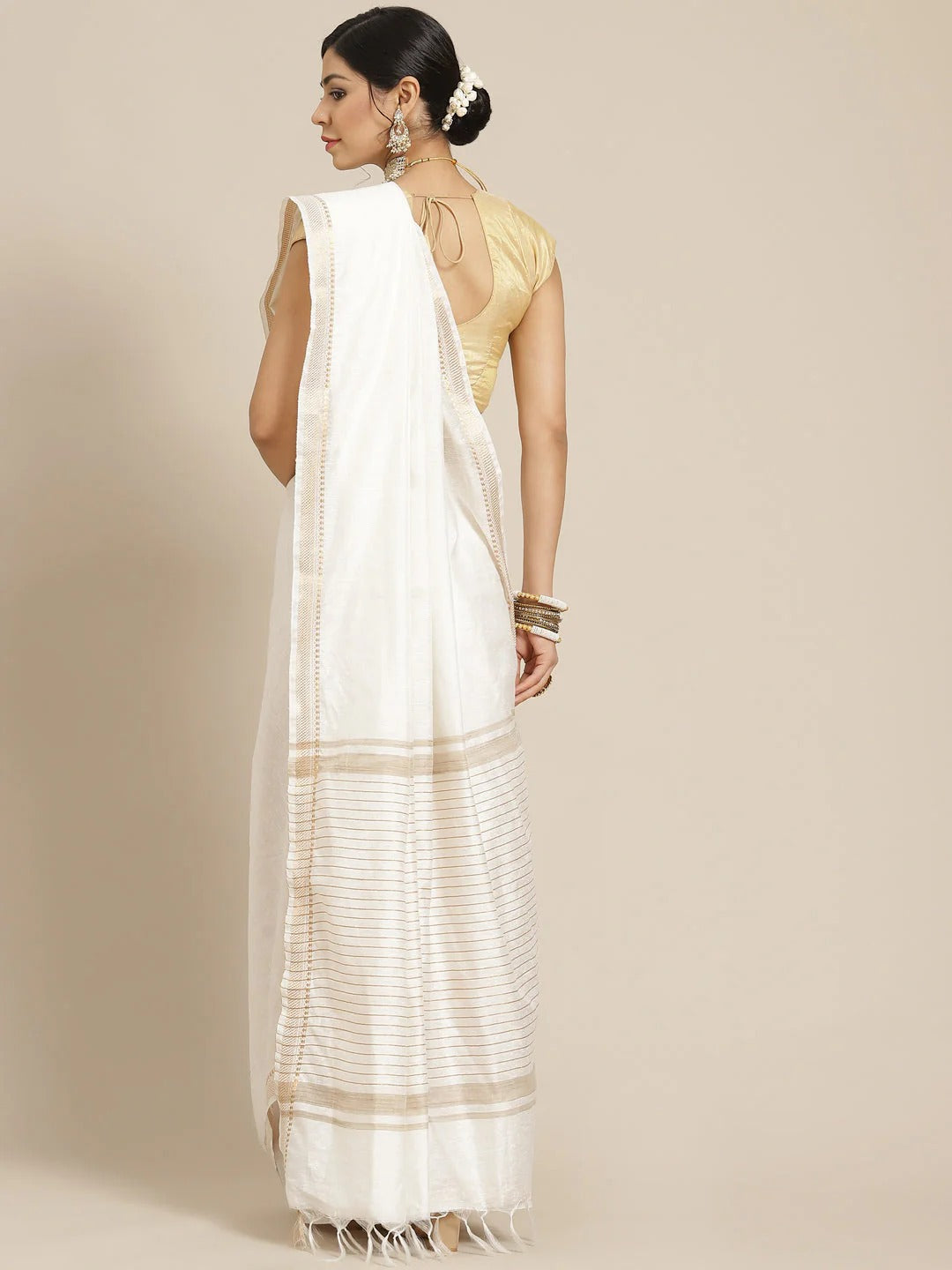Festival Wear White Color Soft Silk Handloom Saree