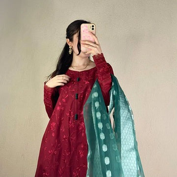 Maroon Anarkali Kurta Set for Women with Green Dupatta Elegant Ethnic Wear