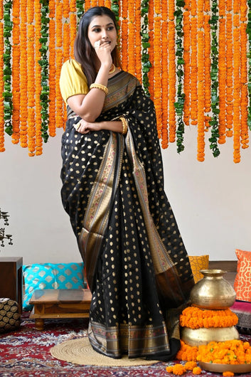 Party Wear Black Color Maheshwari Saree With Zari Pallu And Borders