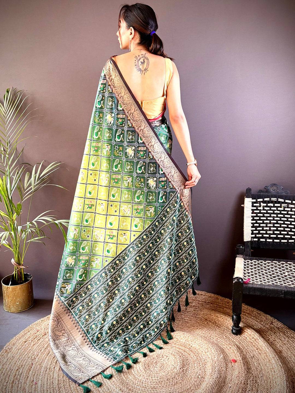Party Wear Ombre Green Color Soft Silk Patola Print Saree