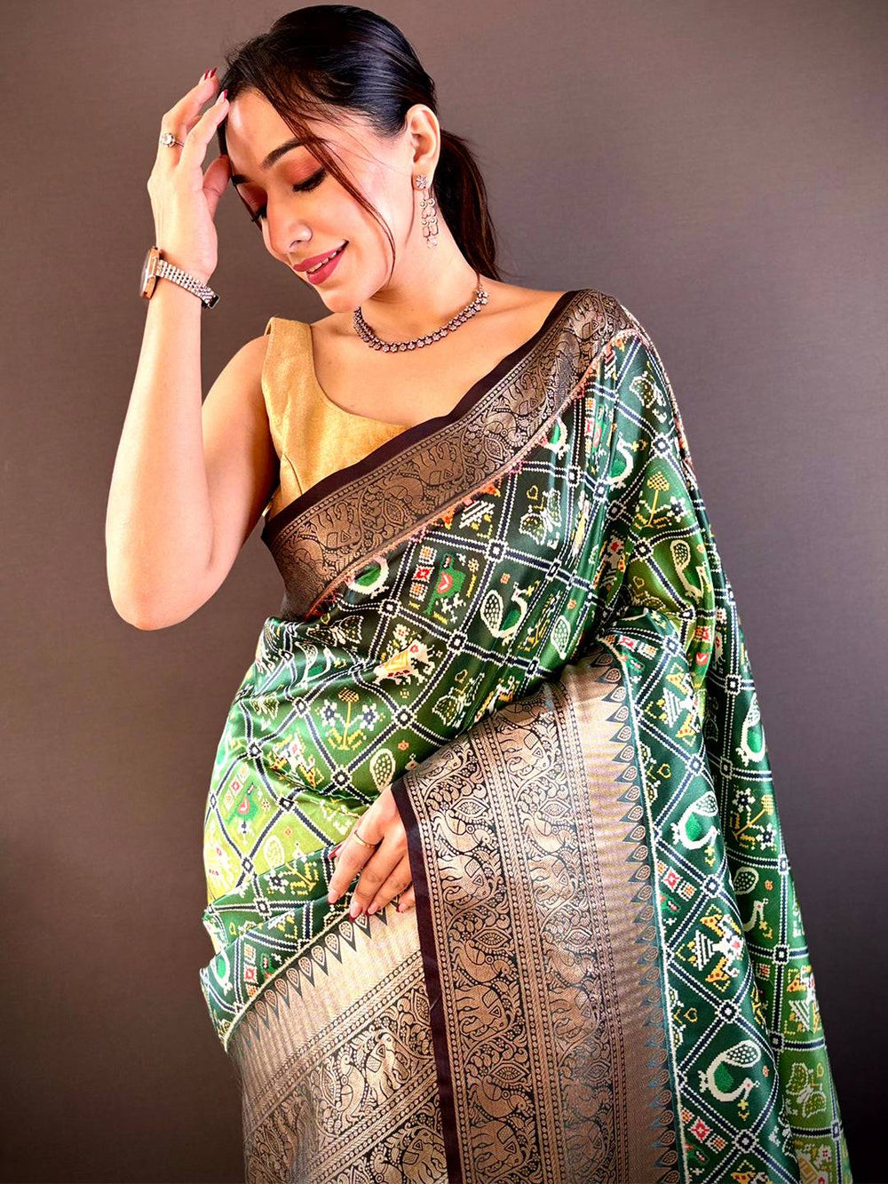 Party Wear Ombre Green Color Soft Silk Patola Print Saree