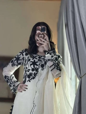 Luxury White Kurti Set with Floral Design Elegant Traditional Look