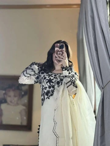 Luxury White Kurti Set with Floral Design Elegant Traditional Look