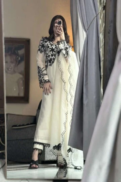 Luxury White Kurti Set with Floral Design Elegant Traditional Look