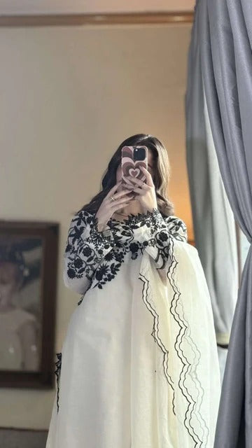 Luxury White Kurti Set with Floral Design Elegant Traditional Look