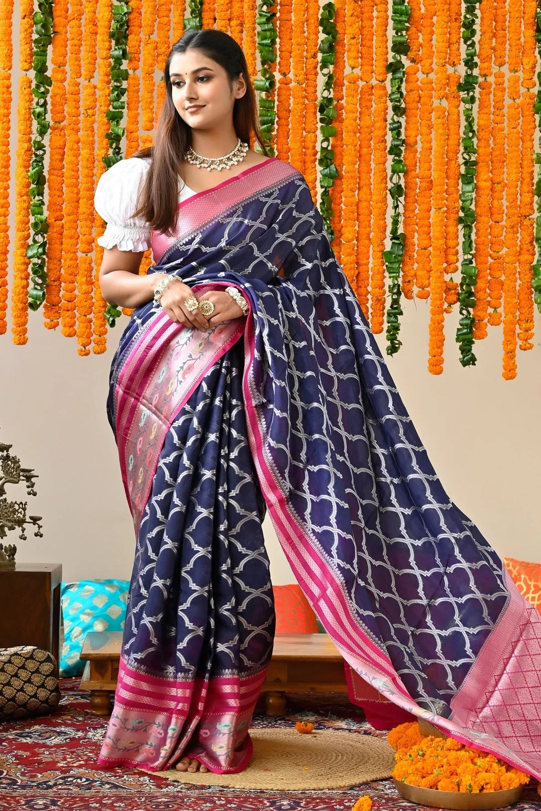 Wedding Wear Blue And Pink Color Soft Silk Handloom Saree