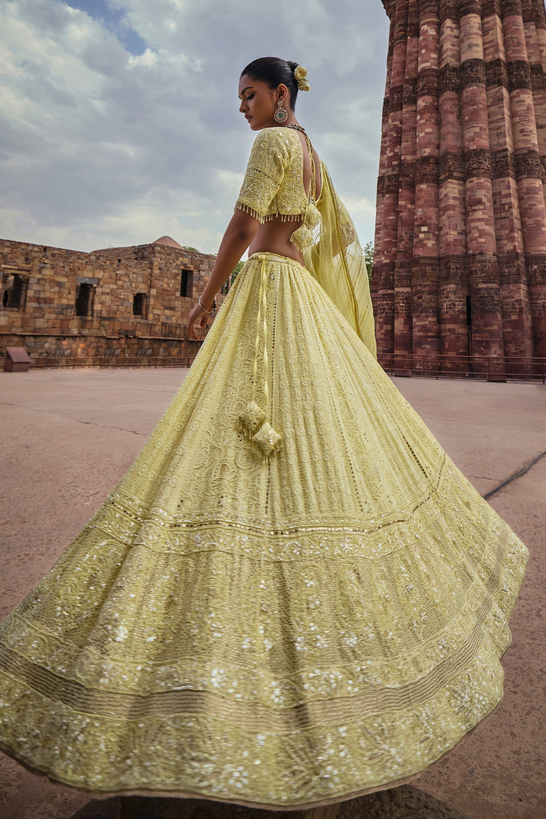 Women’s Pastel Green Bridal Lehenga Set Stylish Wedding Outfit