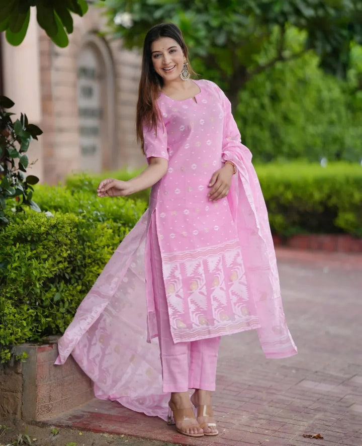 Stylish Baby Pink Ethnic Kurta Set for Women