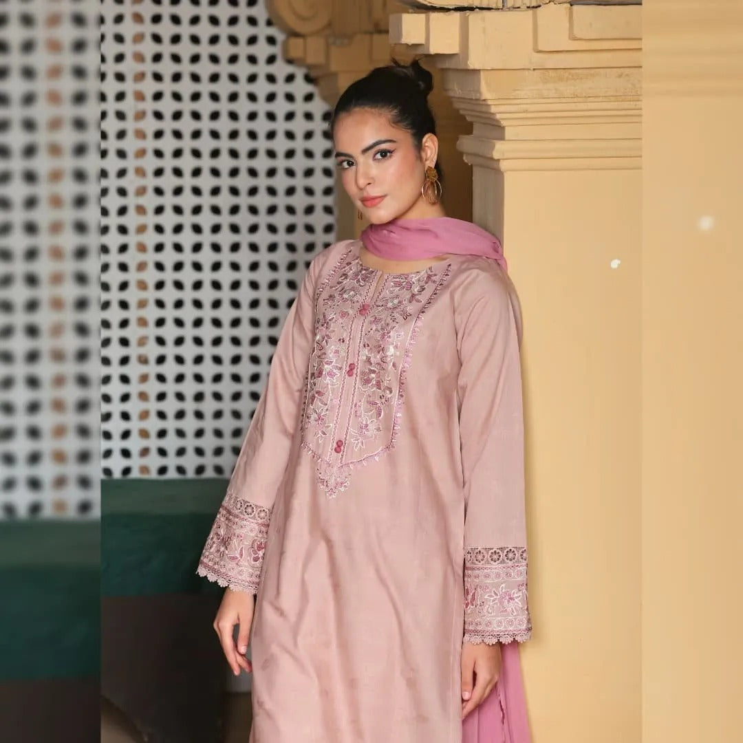 Women’s Peach Embroidered Kurta Pant Dupatta Set