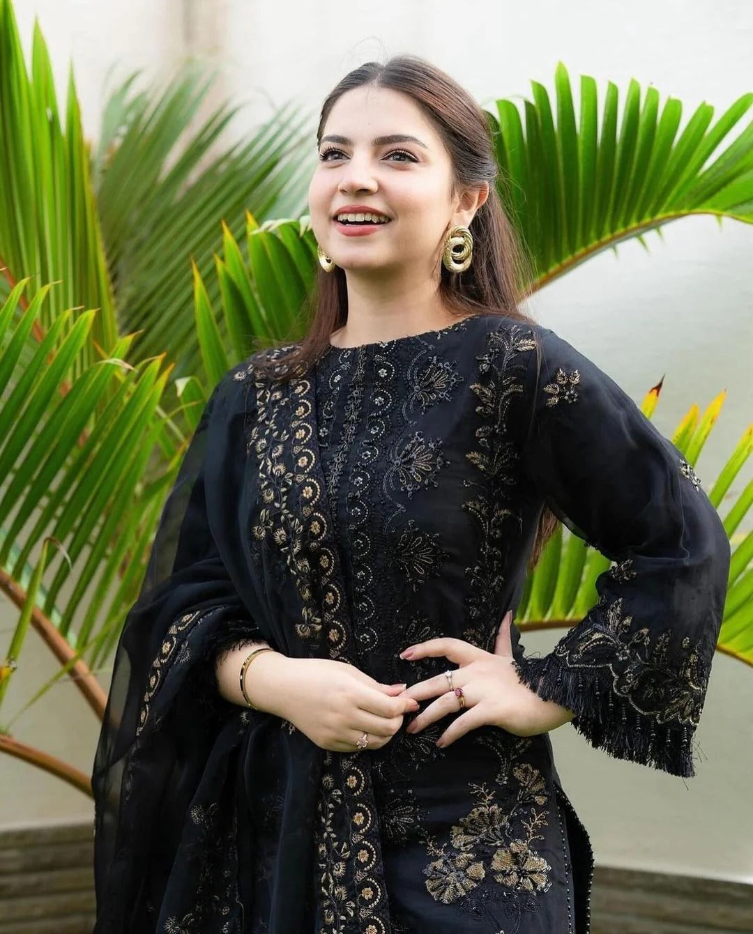 Premium Black Embroidered Pakistani Suit for Women Elegant Ethnic Wear