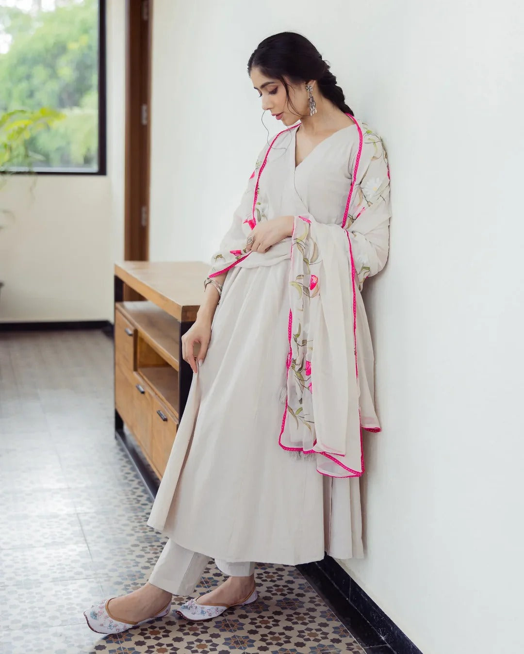 Stylish White Embroidered Kurti with Dupatta Modern Traditional Fashion