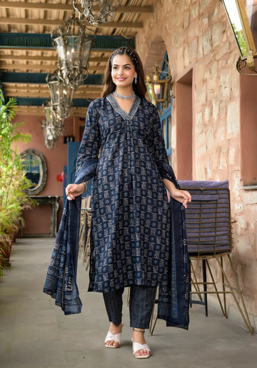 Navy Blue Floral Printed Kurta Set with Dupatta & Straight Pants