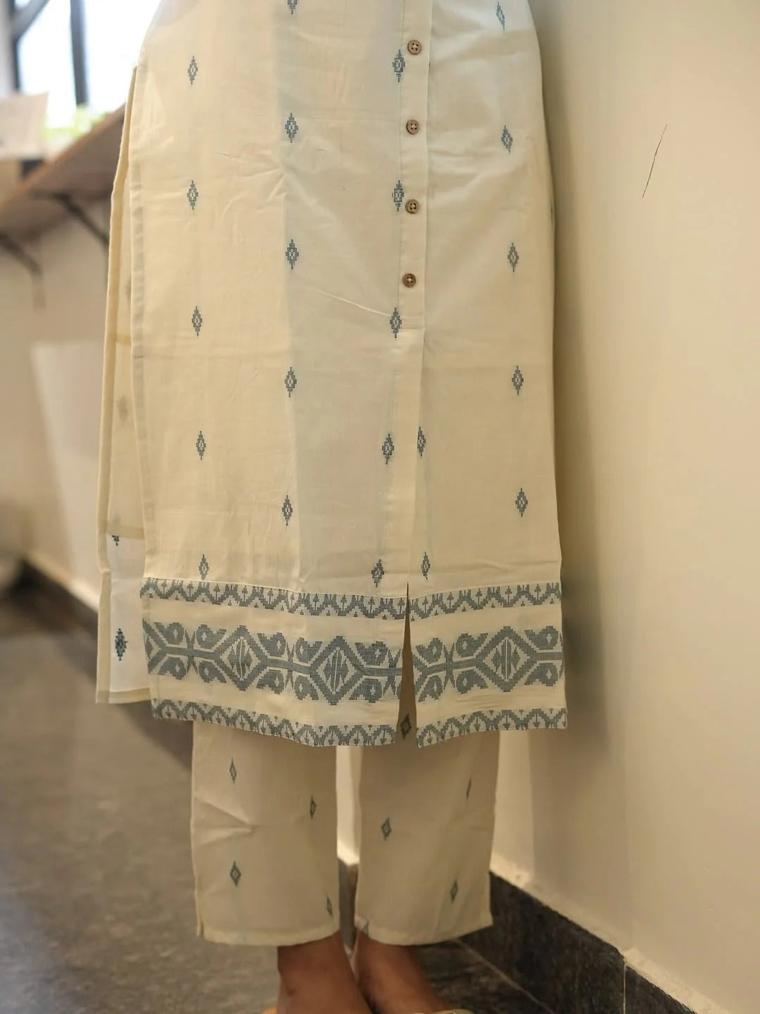 Elegant White Embroidered Kurta Dress for Women Premium Ethnic Wear