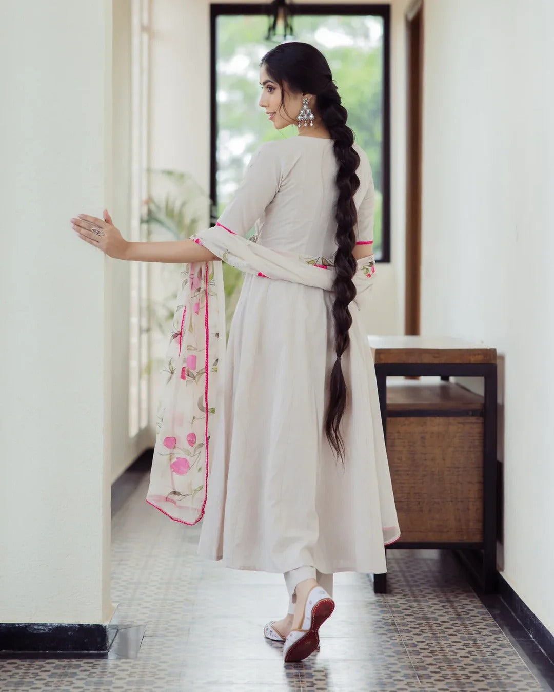 Stylish White Embroidered Kurti with Dupatta Modern Traditional Fashion