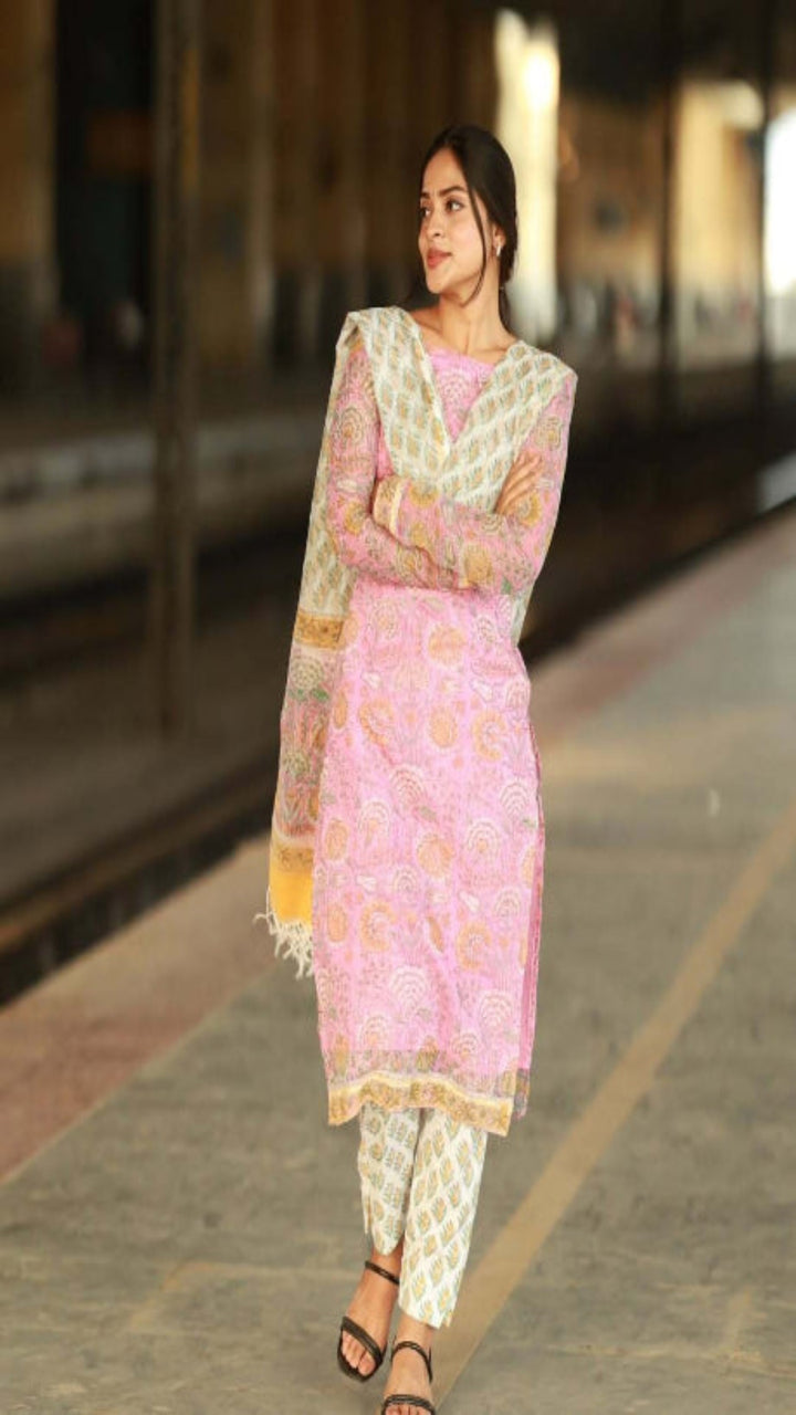 Elegant Pink Embroidered Salwar Suit for Women Premium Ethnic Wear