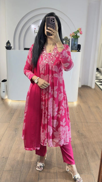 Elegant Pink Floral Kurta Set for Women Premium Ethnic Wear