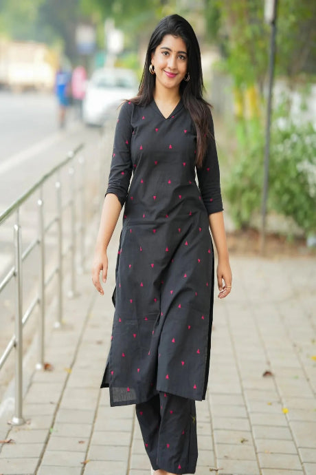 Elegant Black Traditional Outfit for Women Trendy Ethnic Style