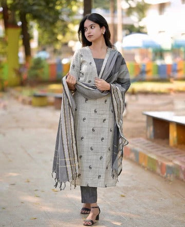 Grey Printed Straight Kurta Set with Dupatta