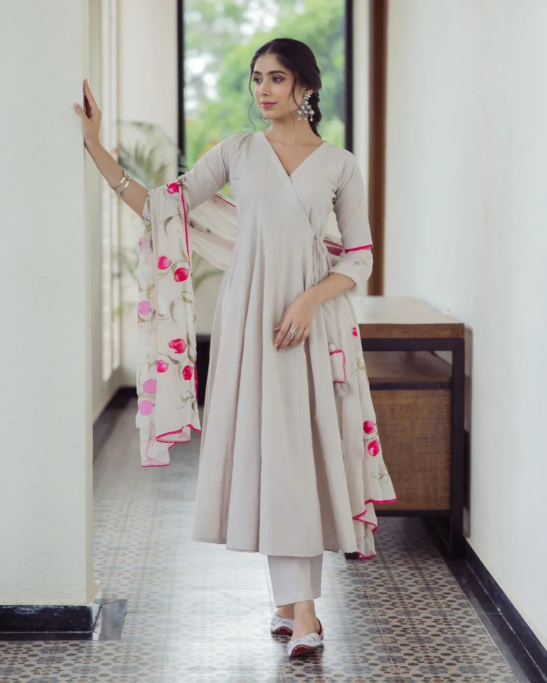 Stylish White Embroidered Kurti with Dupatta Modern Traditional Fashion