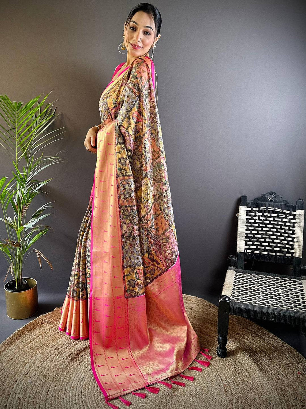 Peach & Pink Banarasi Silk Saree with Kalamkari Print Pallu & Zari Border