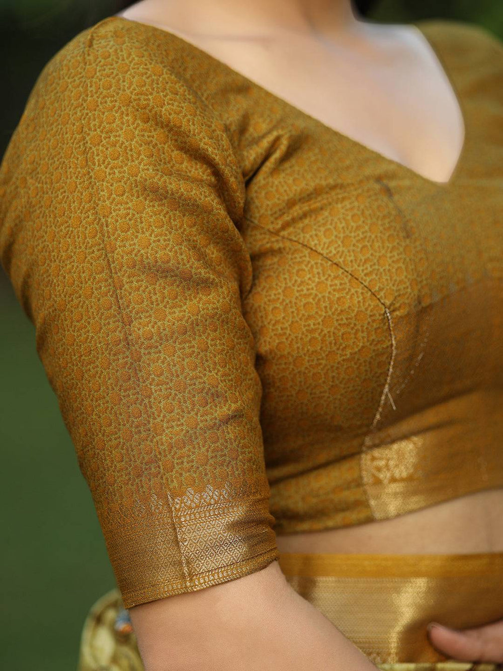 Golden Kanjivaram Silk Saree with Floral Print & Rich Zari Border
