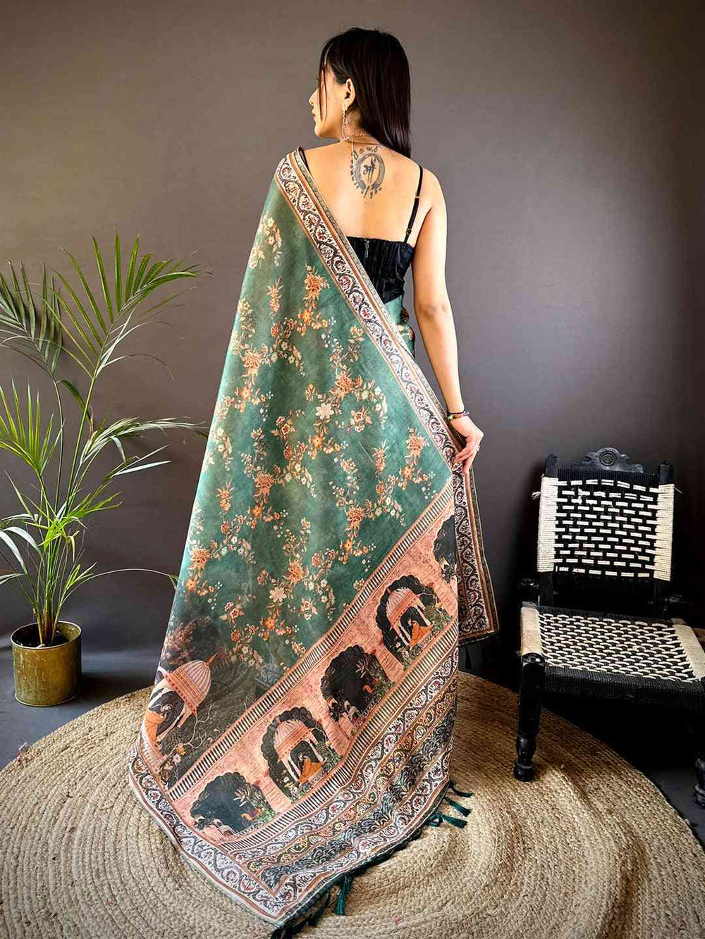 Deep Green Soft Silk Saree with Vintage Palace Print & Woven Border