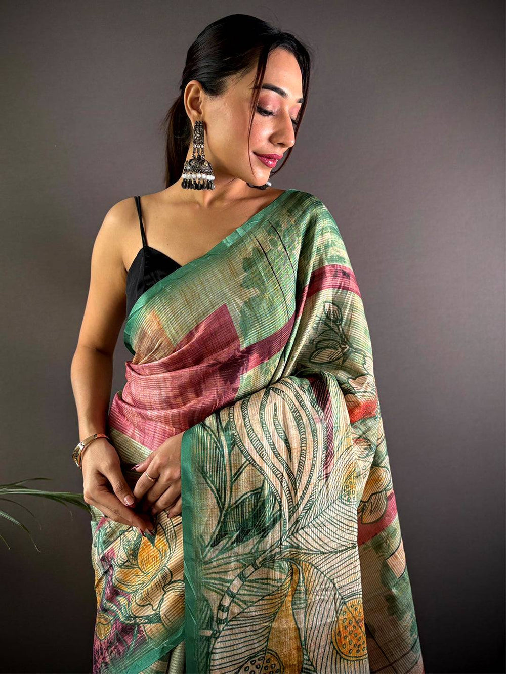 Multicolor Linen Silk Saree with Artistic Floral & Abstract Print