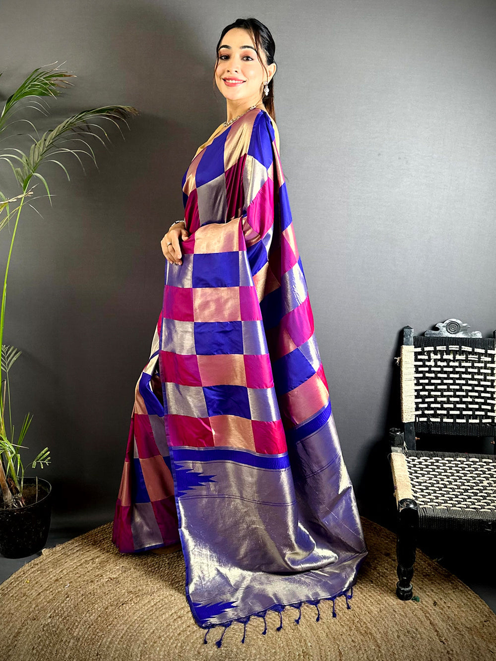 Royal Blue & Pink Kanjivaram Silk Saree with Checked Pattern and Silver Zari Pallu