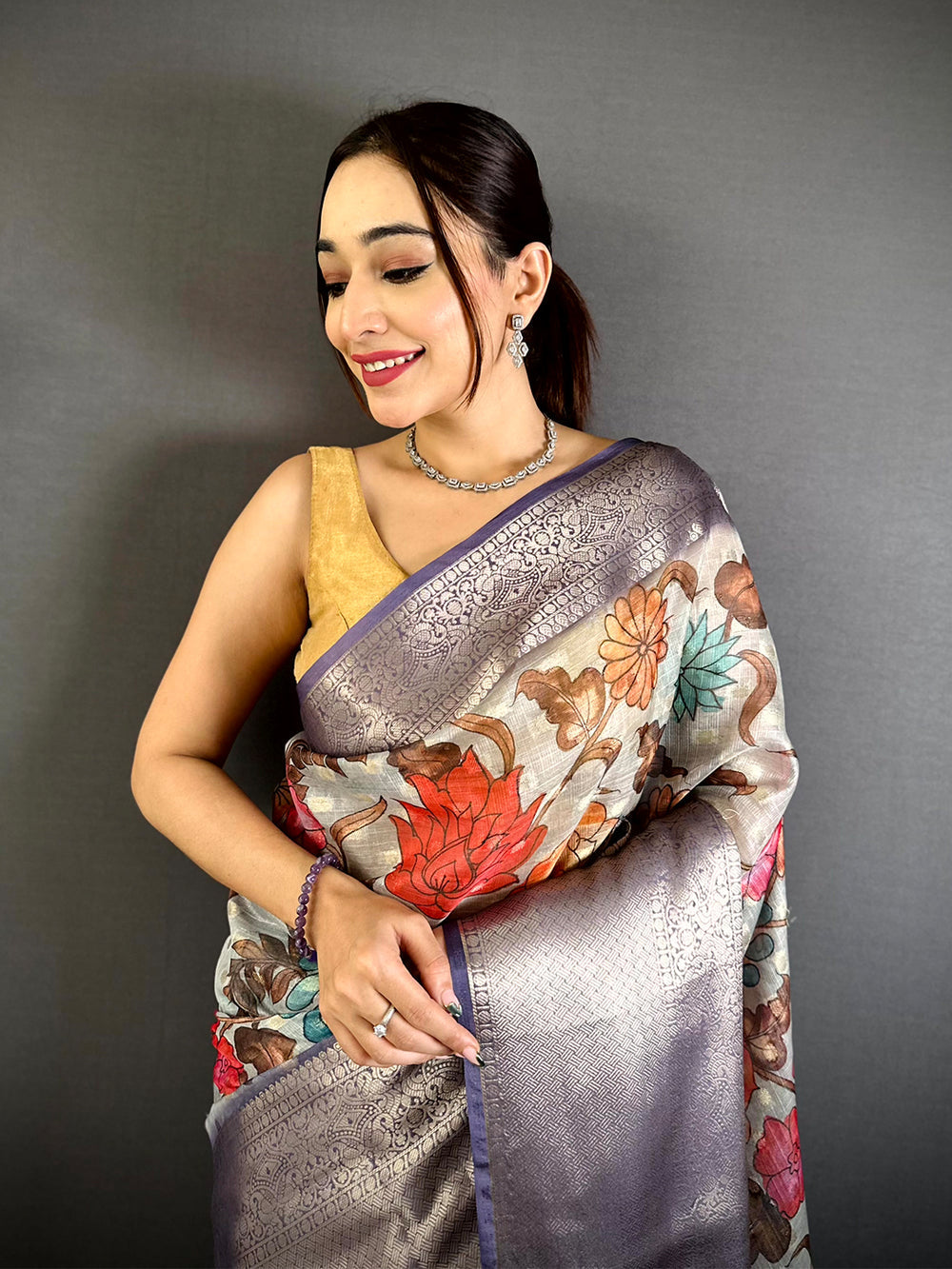 Lavender Linen Silk Saree with Floral Print & Zari Woven Pallu