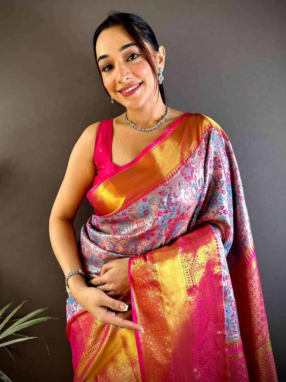 Pink & Gold Banarasi Silk Saree with Intricate Weaving and Floral Pattern
