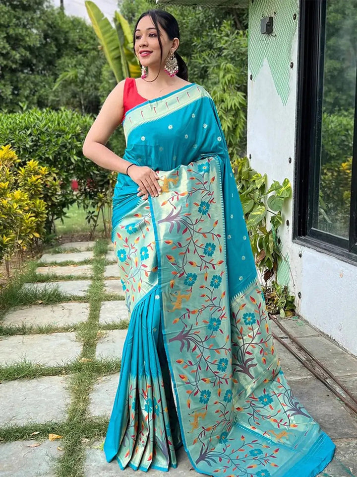 Turquoise Blue Silk Blend Saree with Floral Printed Pallu