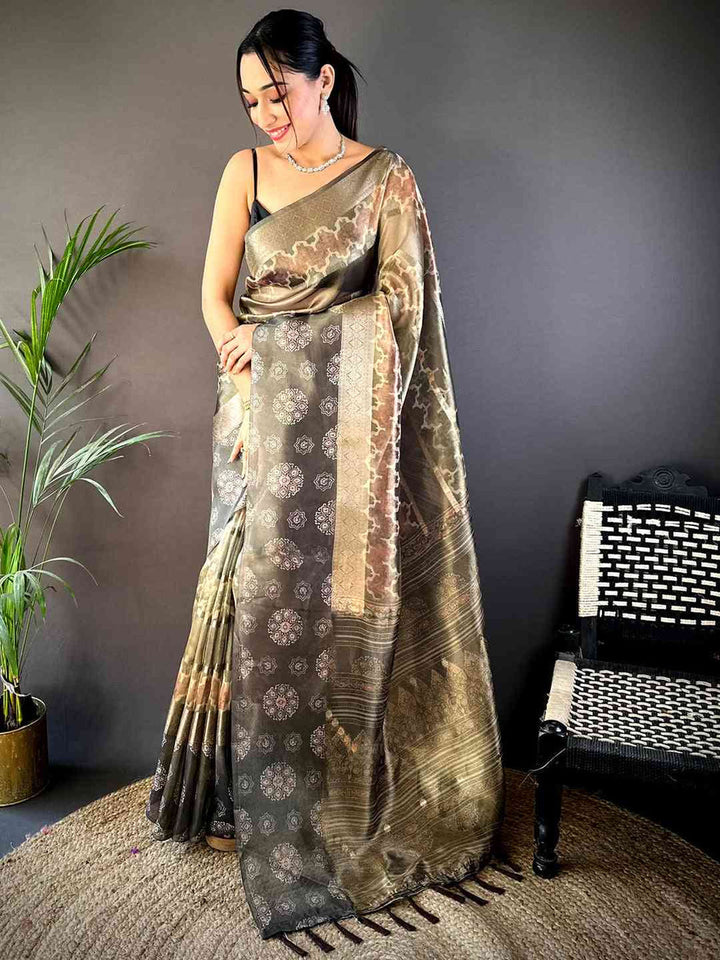 Black & Gold Soft Silk Saree with Traditional Motif Print & Rich Zari Pallu