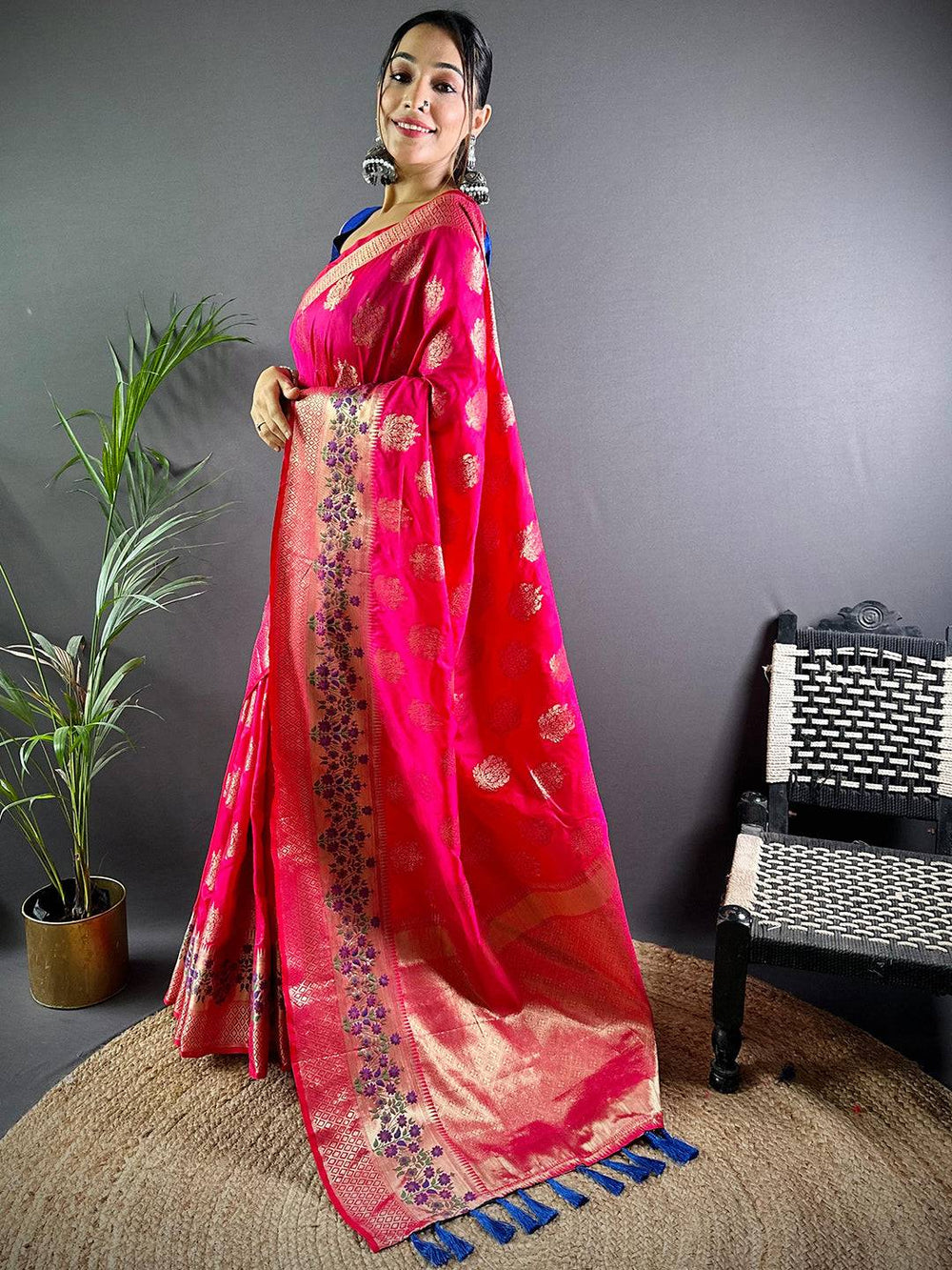 Bright Pink Soft Silk Saree with Gold Zari Weaving & Floral Pallu