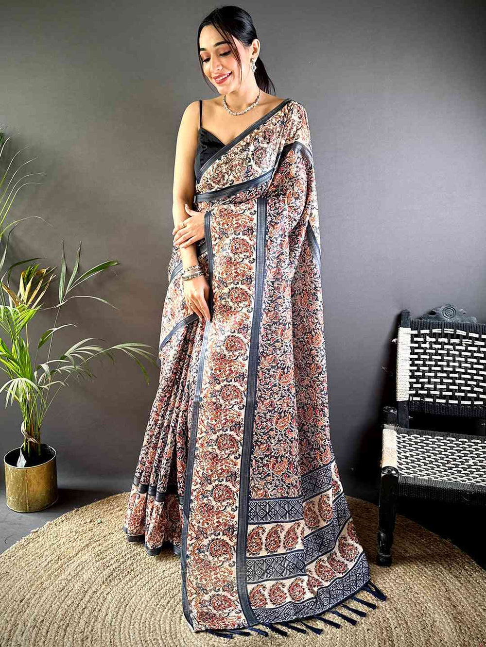 Grey & Multicolor Ethnic Print Silk Saree with Tassel Pallu