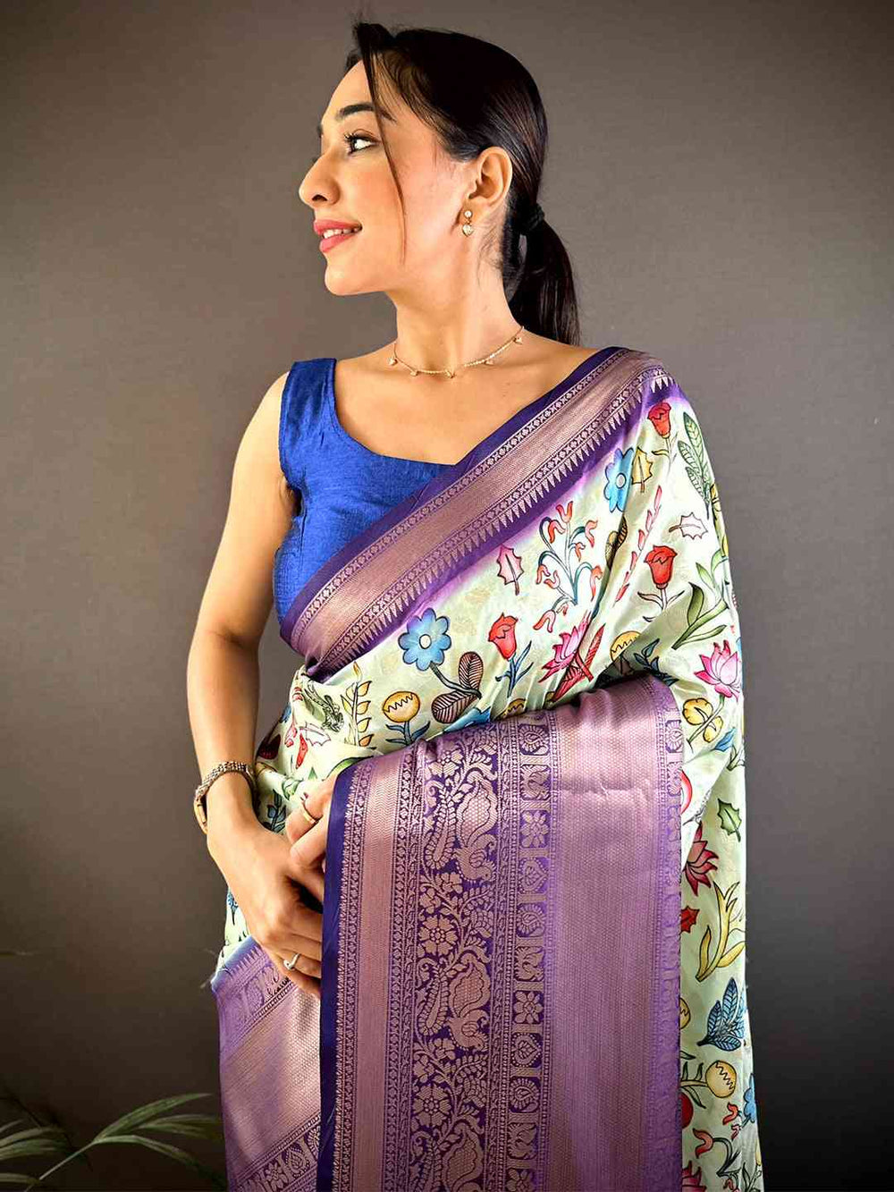 Purple Linen Saree with Floral Digital Print & Rich Woven Border