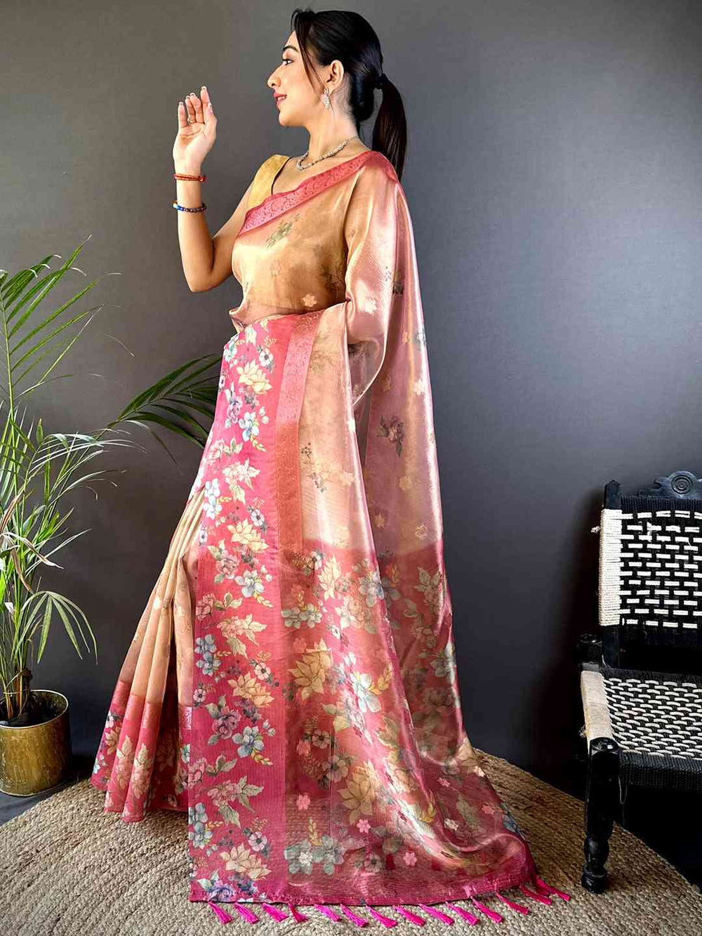 Peach & Pink Floral Linen Saree with Woven Border and Tassel Pallu
