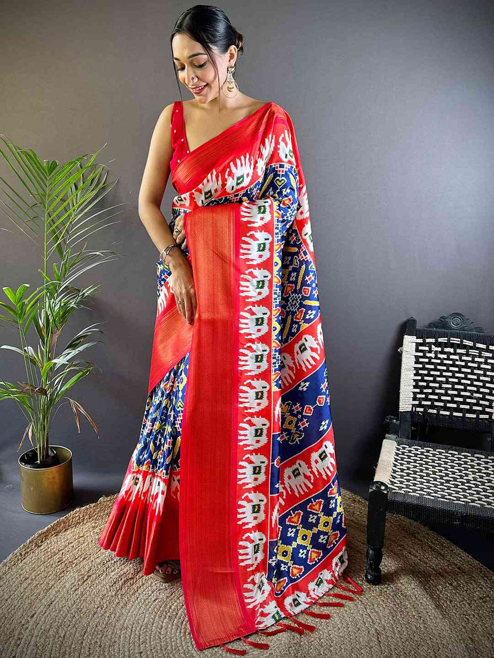 Red & Navy Blue Pochampally Ikkat Silk Saree for Women