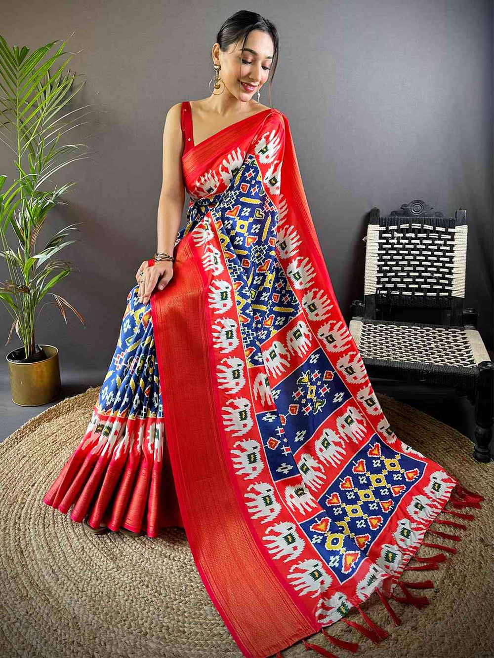 Red & Navy Blue Pochampally Ikkat Silk Saree for Women
