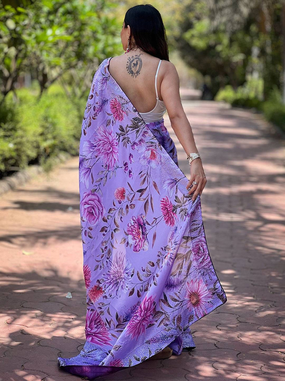 Pastel Lavender Organza Saree with Watercolor Print & Scallop Border