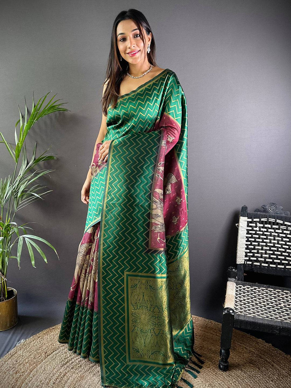 Green Soft Silk Saree with Zigzag Weave & Maroon Pallu