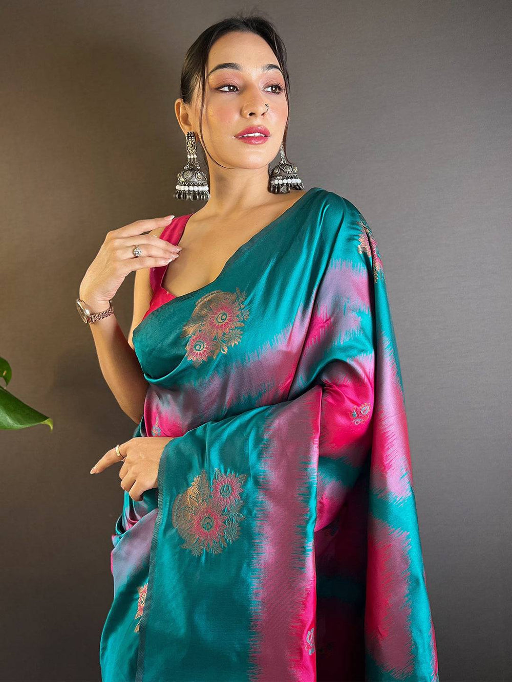 Teal & Pink Banarasi Silk Saree with Tie Dye Effect and Rich Golden Zari Pallu