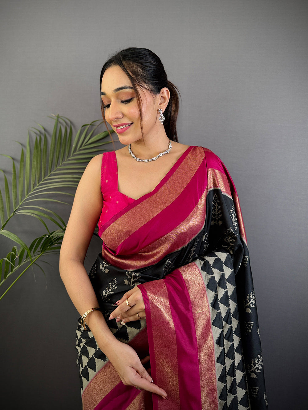 Black & Magenta Ikat Patola Silk Saree for Women