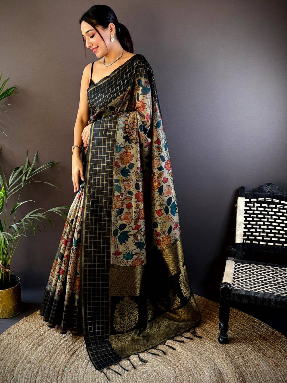 Black Floral & Checkered Banarasi Silk Saree for Women
