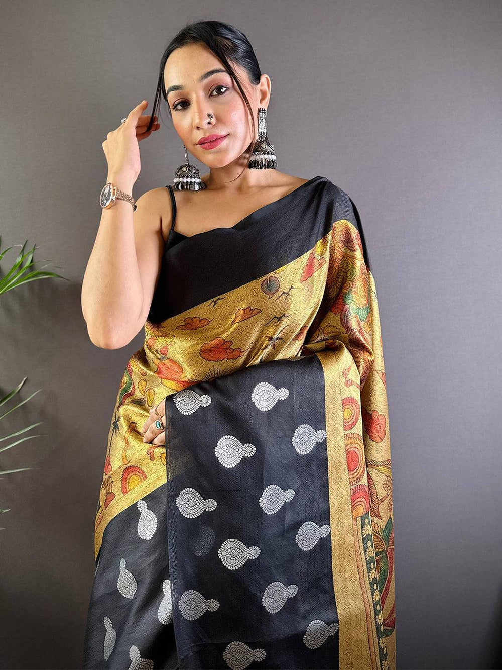 Black & Gold Banarasi Silk Saree with Woven Silver Motifs & Rich Artistic Pallu